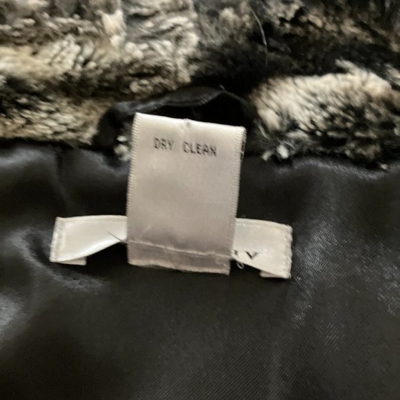 shell vest - Picture 3 of 4